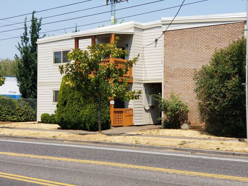 Lombard Heights Apartments