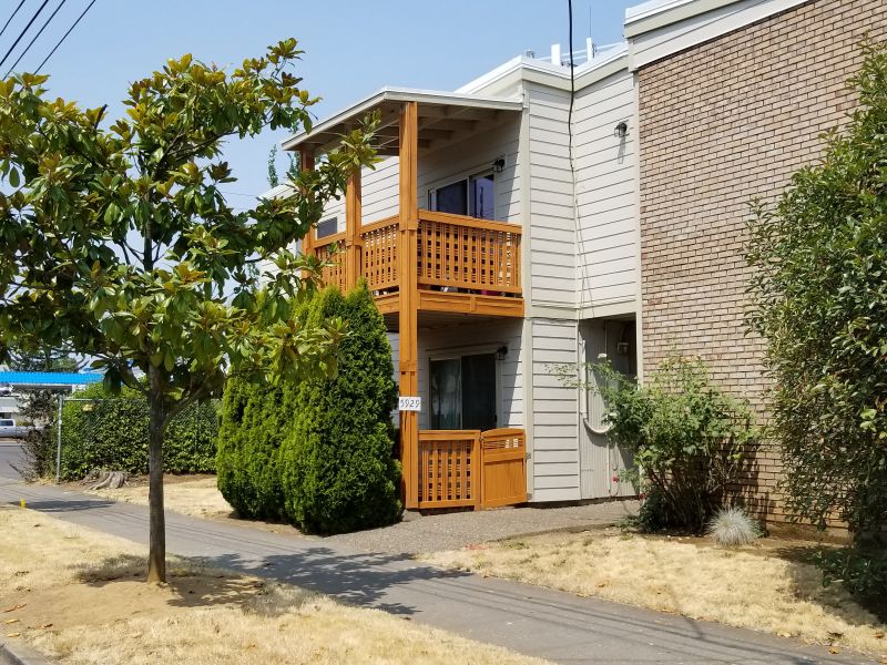 Lombard Heights Apartments