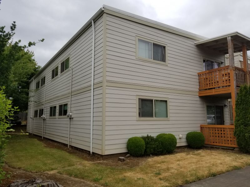 Lombard Heights Apartments