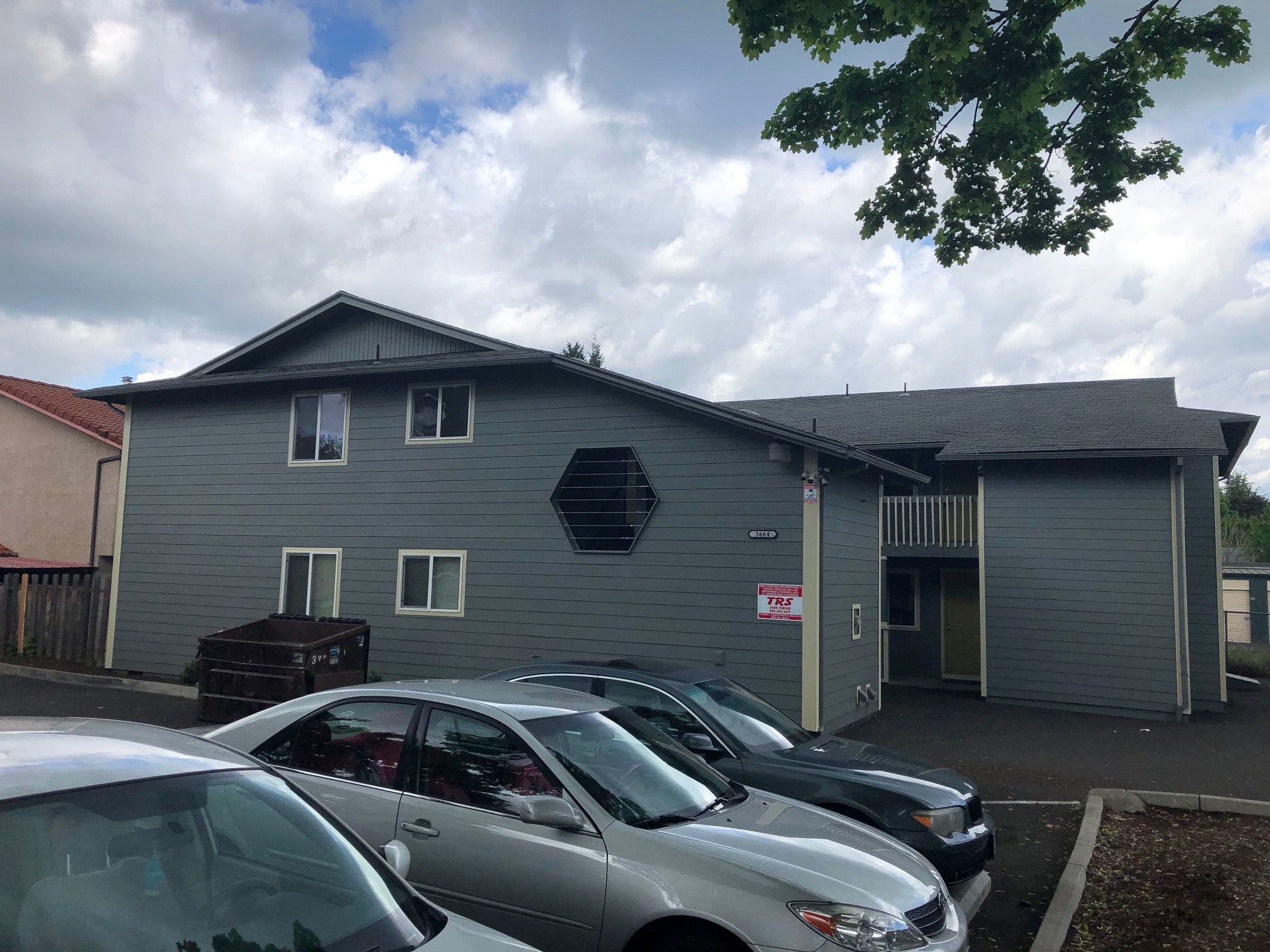 Salem 12-Plex