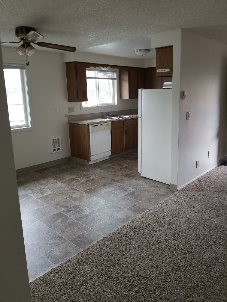 Salem 12-Plex