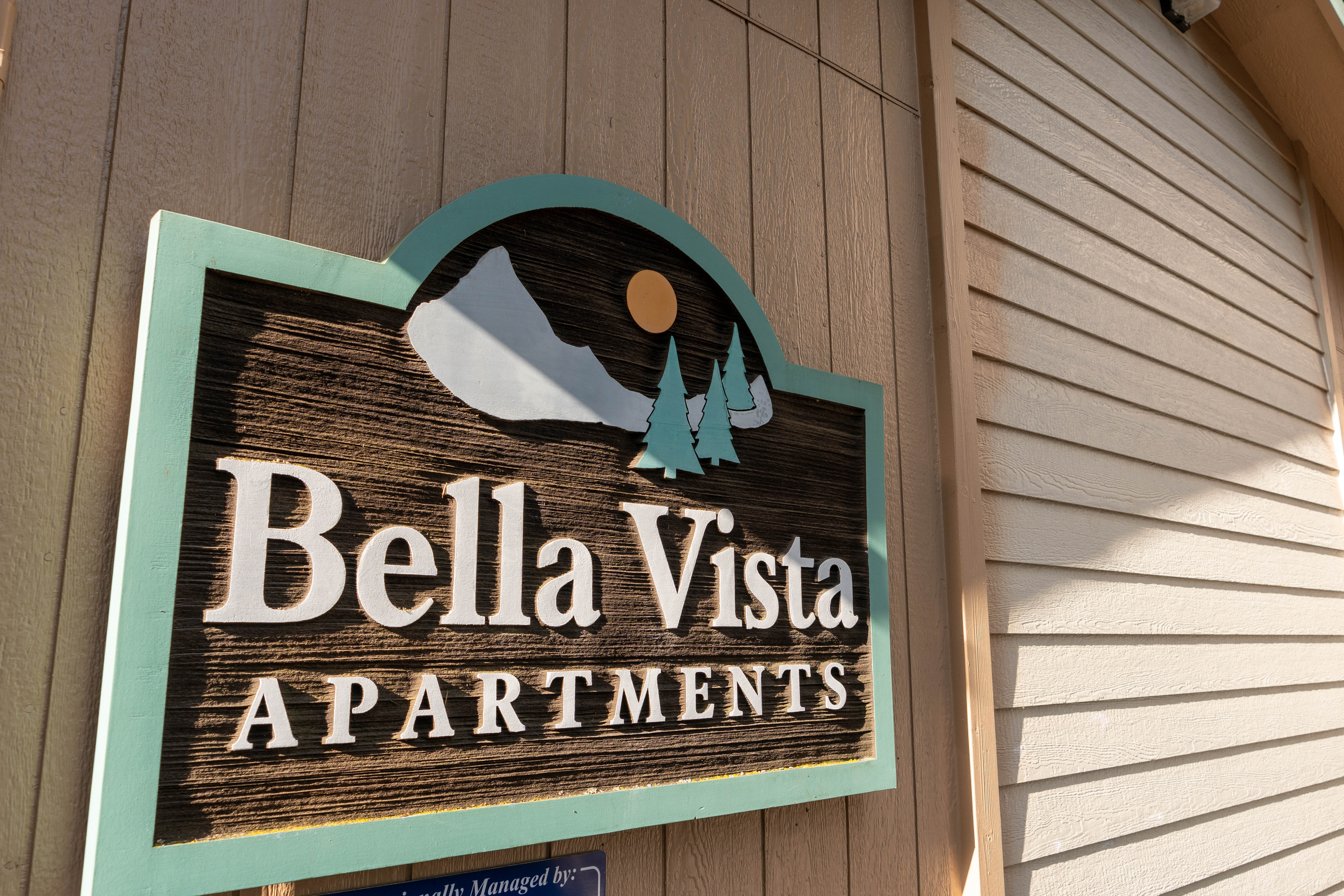 Bella Vista Apartments