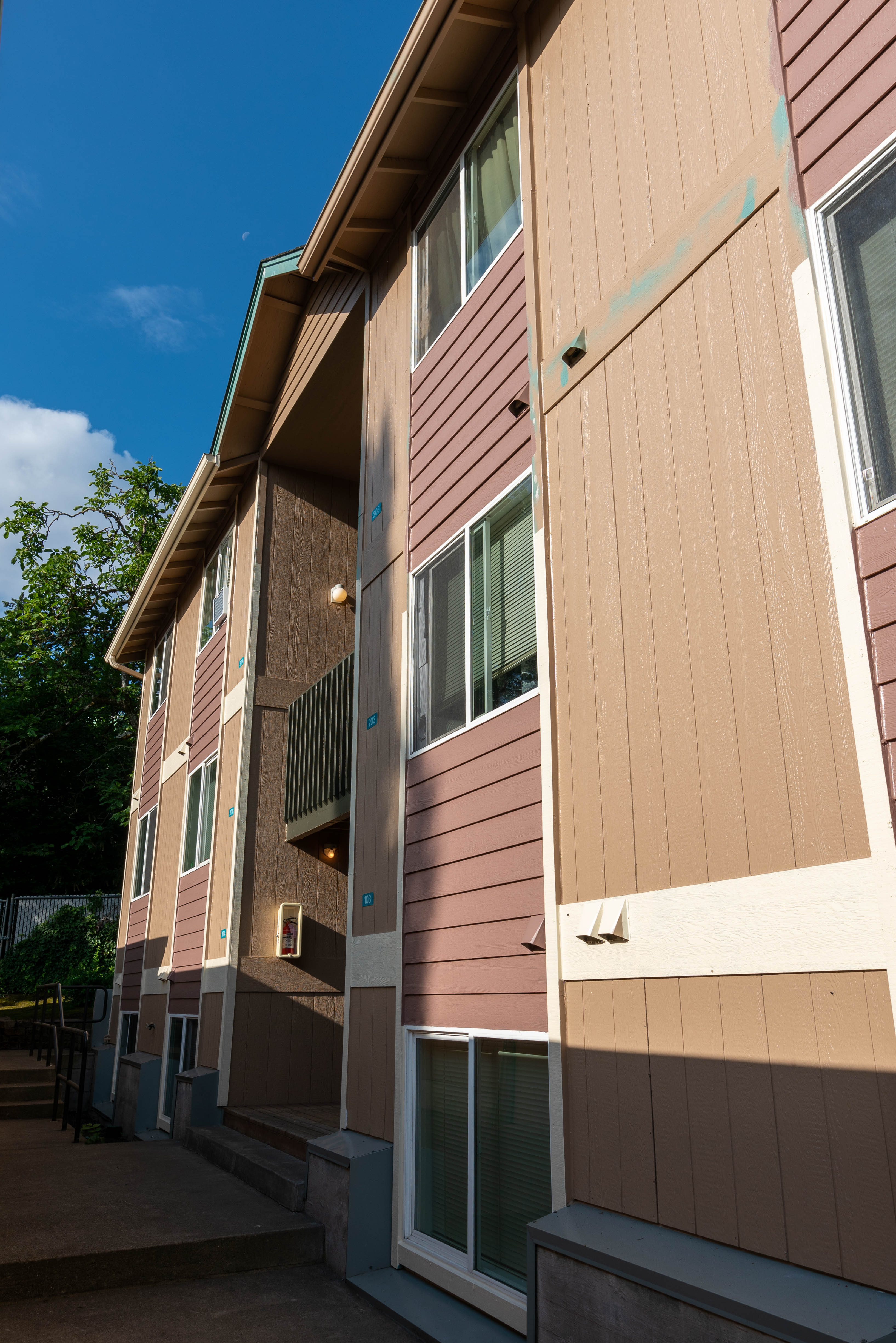 Bella Vista Apartments