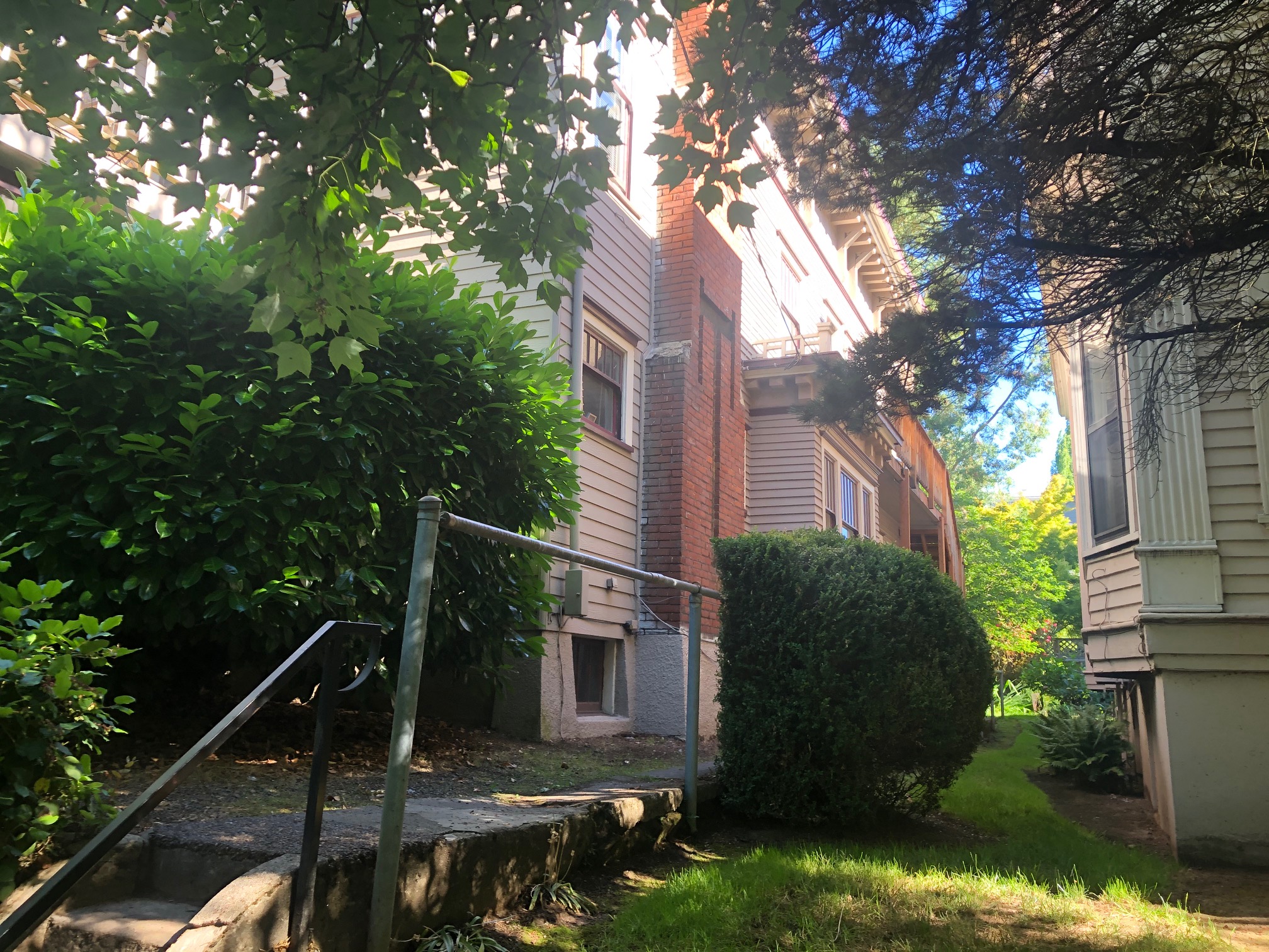 Thurman Apartments