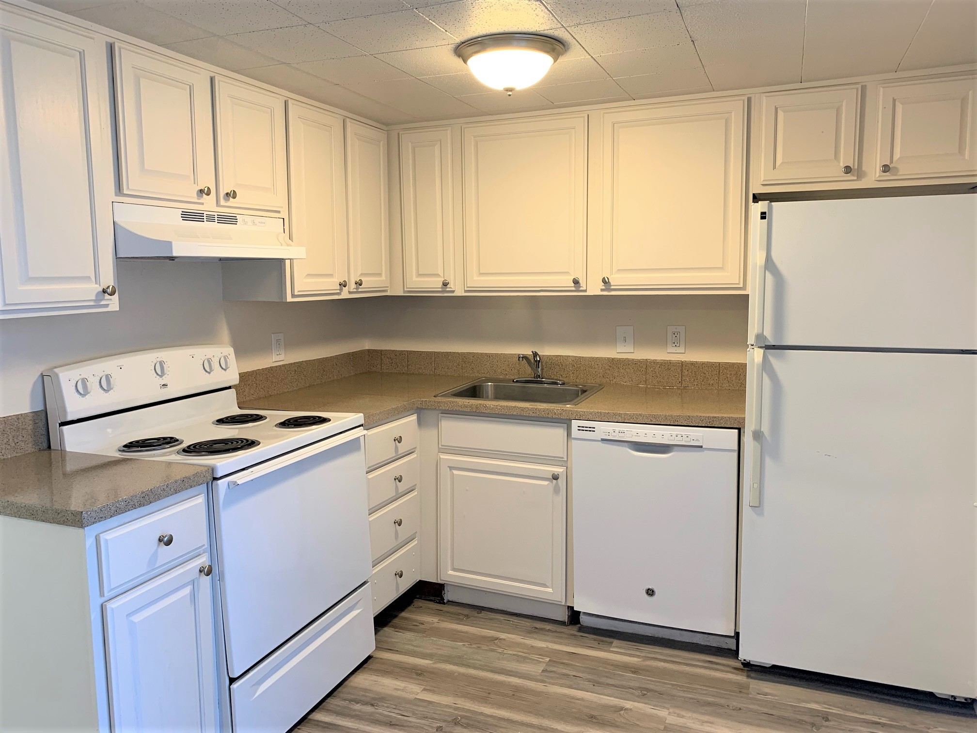 Garden Court Apartments
