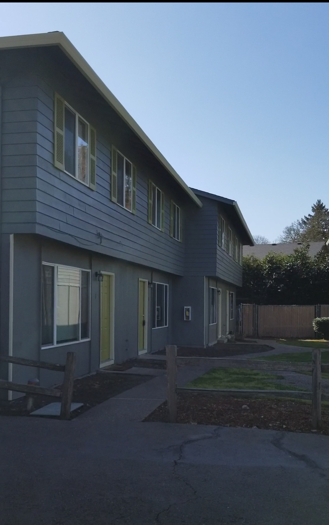 Garden Court Apartments