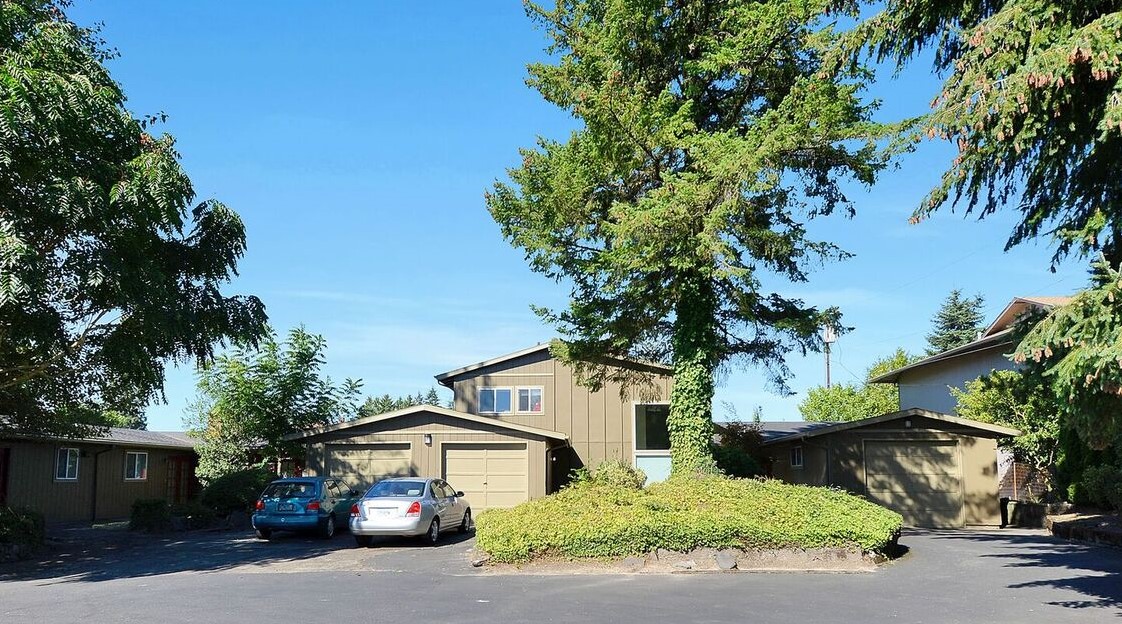 West Slope Apartments