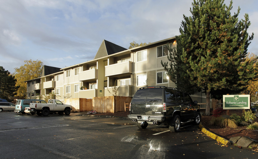Robert’s Landing Apartments