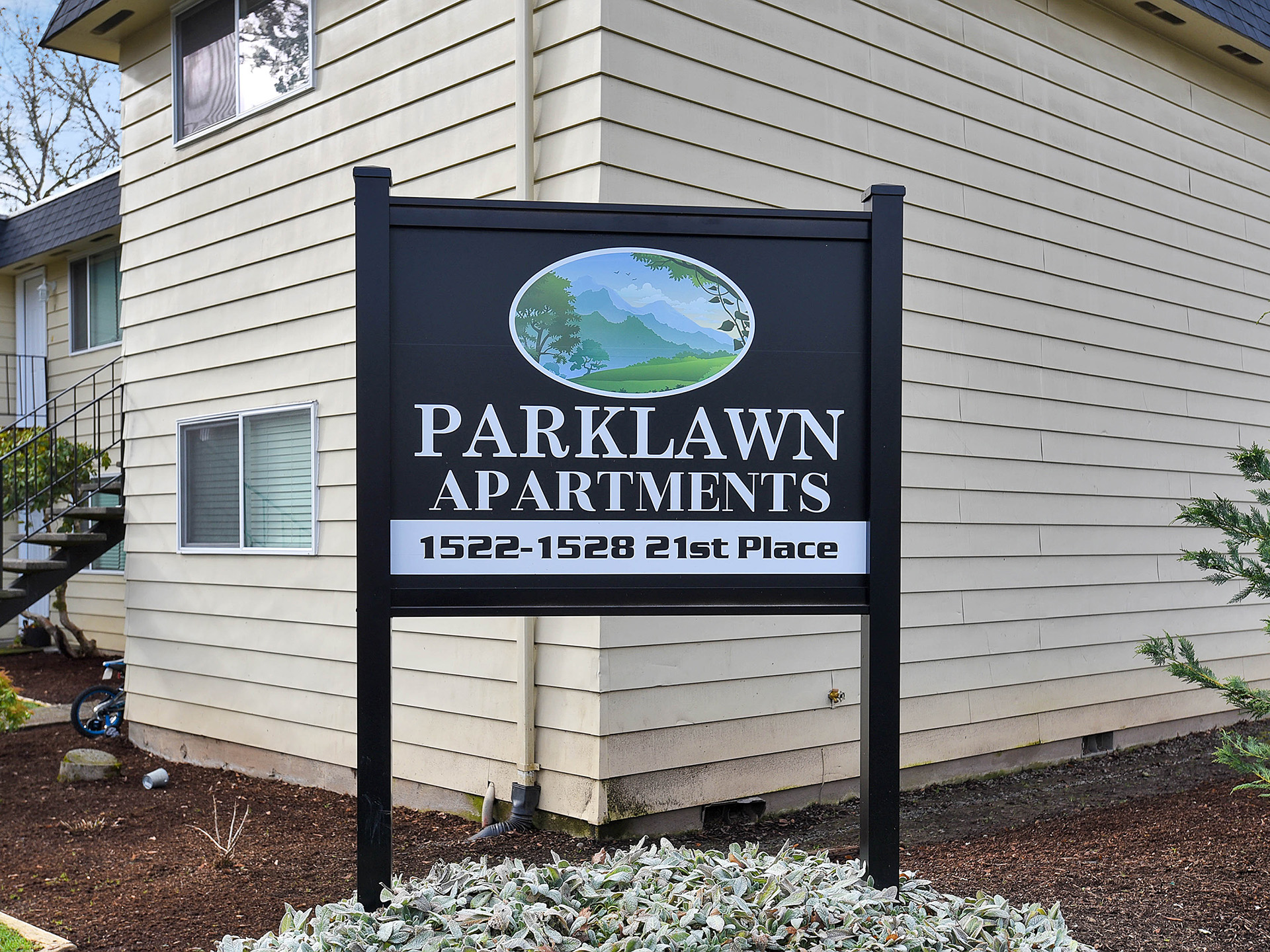 Parklawn Apartments