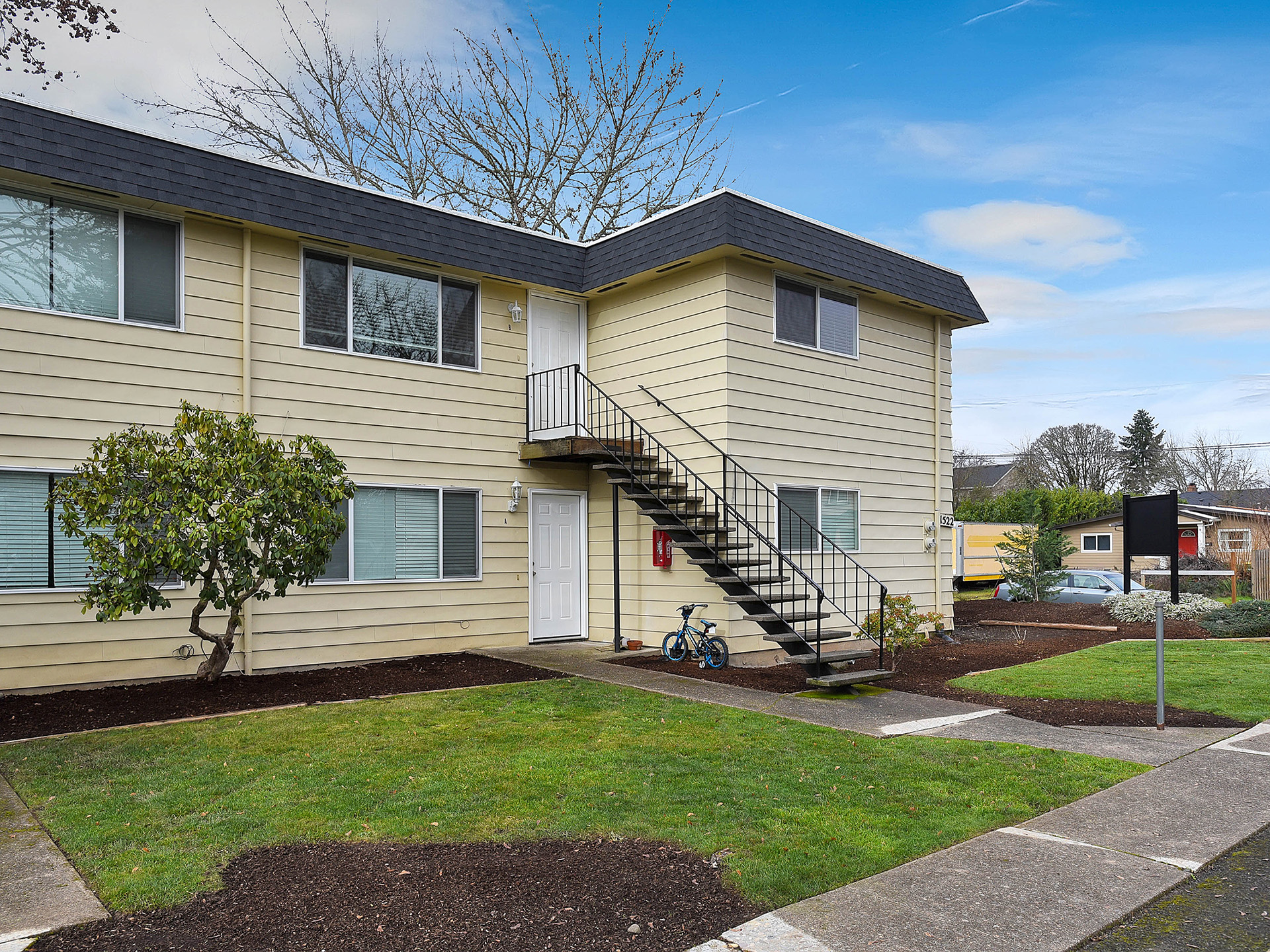 Parklawn Apartments