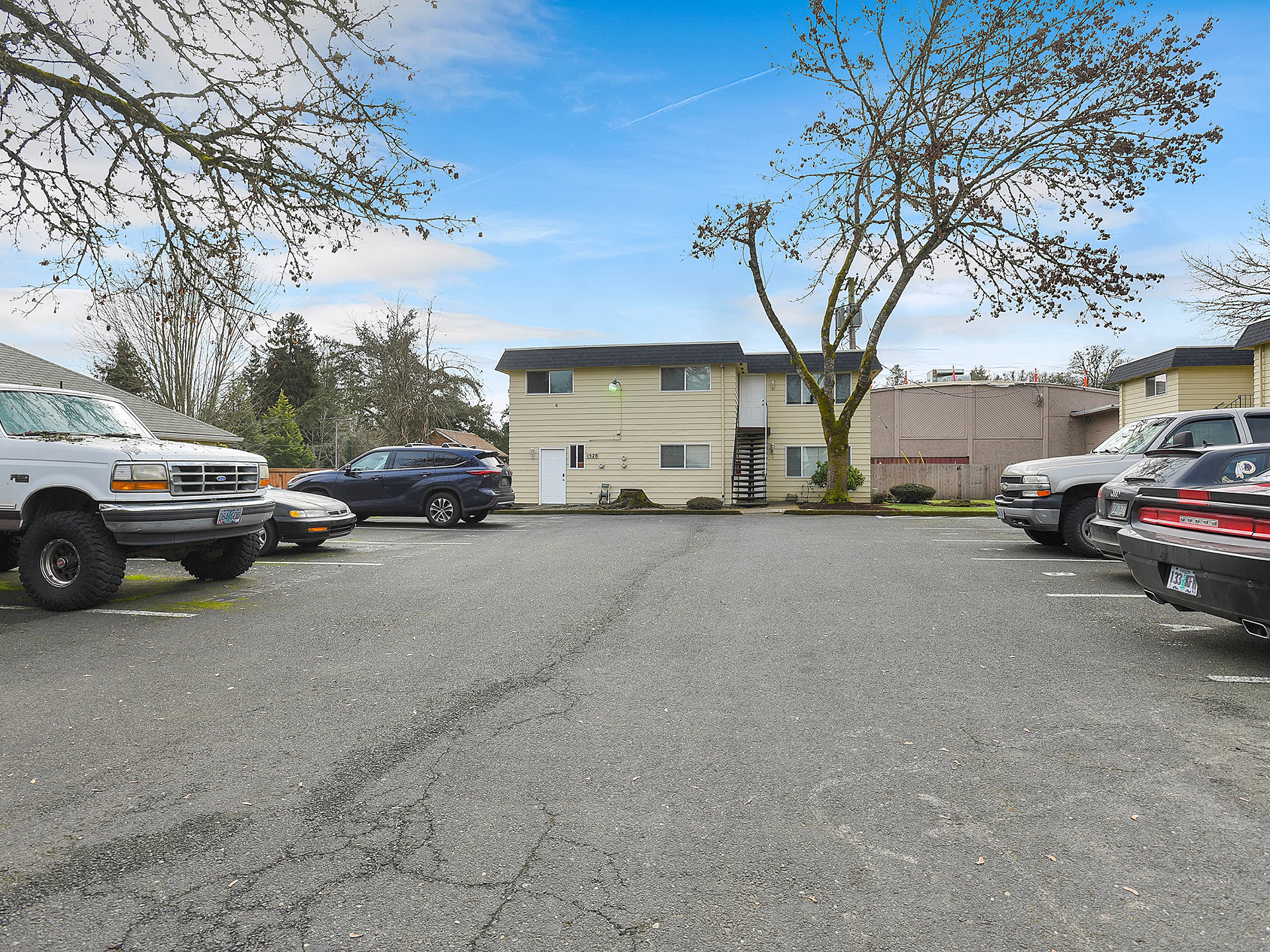 Parklawn Apartments